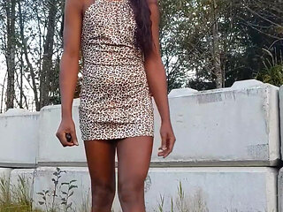 Bulging clitty walk