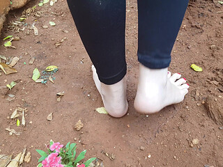 Showing My Dirty Soles