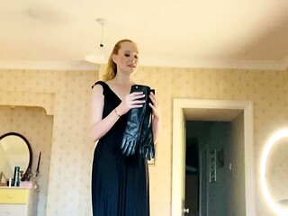 Tattoed Amateur Webcam Girl Hot Dildo Action Masturbation