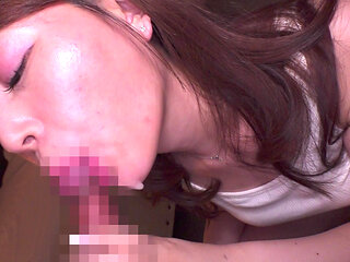 Instant Heat. She Loses Control the Moment It Starts