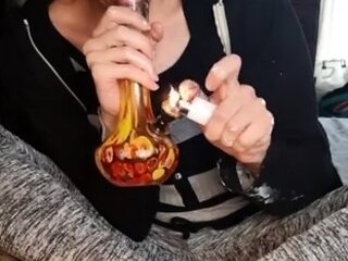 Busty milf horny solo toy time