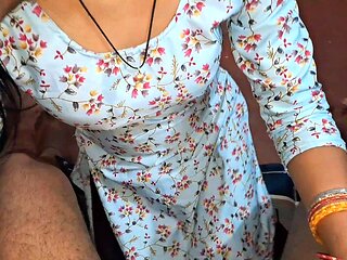 Indian Young Hot Stepsister Sucking Stepbrothers Dick so Good