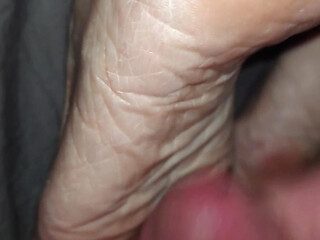 Nylonjunge Inseminates the Soles of My Old Feet