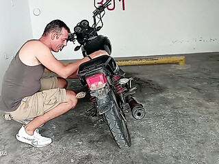 Neighbor's huge erect cock shared in water