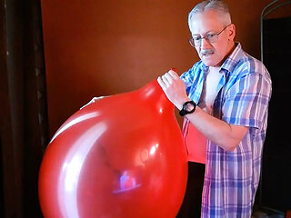 142) Three Big Balloons Kinky Popping Fun with Daddy Balloonbanger