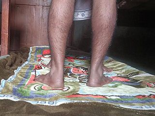 Mona was very kind to her