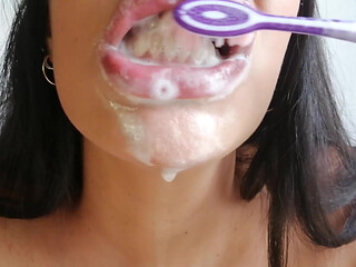 Teeth Brushing with Creamy Cum
