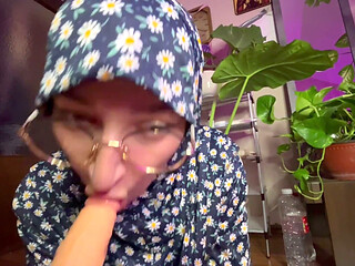 Blowjob in Hijab JOI