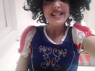 An Unmissable Opportunity: the Best Giantesses Cosplay in a Single Video