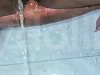 Pee on Sexy Pussy