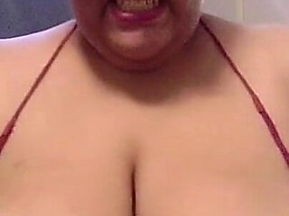 Fat Slut Loves Oiling up Her Tits!