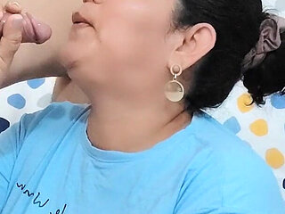 Cute Girl Mom Do