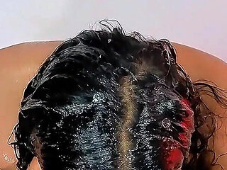 Goddess of Thick Saliva Playing