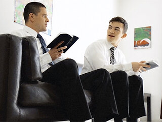 Elder Hardt: Wrestling - MissionaryBoys