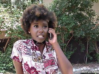 Ebony Daizy Cooper fucks huge wite dick