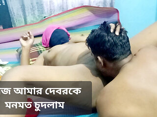 Indian bhabhi cleaning house for sex