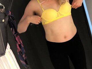 home made amateur blonde Masturbating