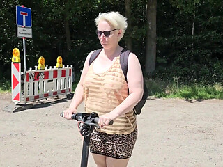 Frivolous on the Road with the Scooter