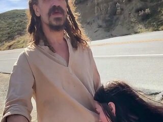Roadside public blowjob from tattooed hottie Mag Numb