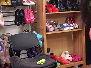 Bts - Tori Montana Brings Her Sensual Charms to the Stage!