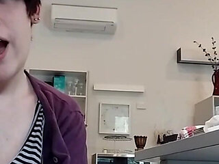 Wanking at Home with Mel