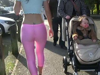 Nice amateur ass in black and white panties