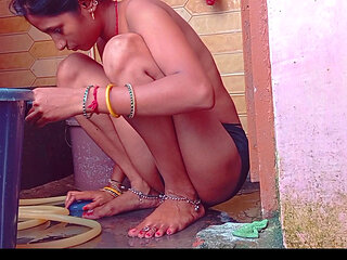Full nude girl viral mms in bathroom