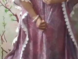 Priya sucking pusssy