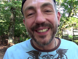 Sexy brunette loves hard threesome outdoor fuck