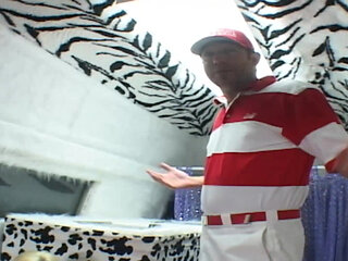 Beautyful tasty fuckhole of Youngster waits wide open for huge cock pump it