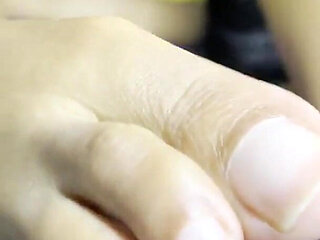 Step-mommmy Wants Her Toes Suck