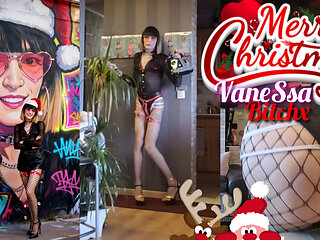 Transvestite Mrs.Claus And Her Big Cock In Miniskirt. VaneSsaBiTCHx PariSChienneTrvprod91