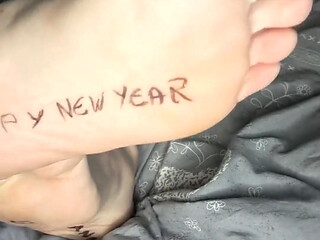 I Show My Feet and Masturbate for the New Year