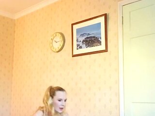 Sockjob by a Beautiful Blonde Foot Fetish ne