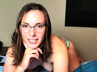 Miss Malorie Switch - GF Gives Handjob Describing You