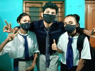 Real School Friends Preeti and Ishu Fuck with Boyfriend BBC XXX video, Desi Indian School Friends sex video, Xxxx Hindi Audio