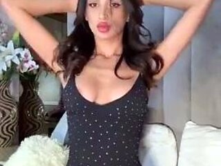 Amateur Teen georgeus brunette 2