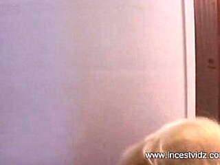 Two hot babes share lucky guy in FFM threesome