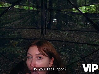 European milf gets quick fuck in the woods