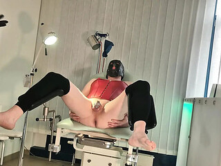 MistressLuciana fucks my asshole on the gynecological chair