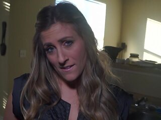 Fingering and fucking the pussy of Rachel Rayye