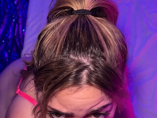 Ellie Nova Is A Seductive Hottie With Big Tits And Ass