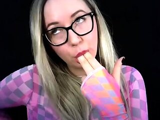 Candy Glitter - Porn Addict Fist Fucker Fuel