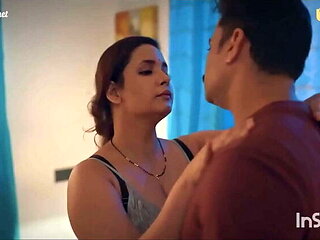 Hot bhabhi seduces devar in steamy ullu scene