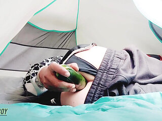 Boy Opens His Ass After Leaving the Gym