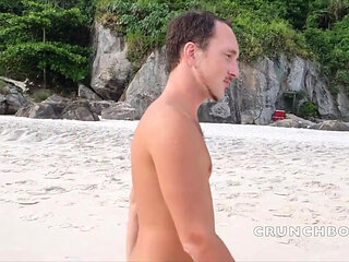 A French bottom fucked raw by the top Latino Litro