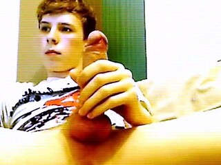 Big Dick Twink Masturbates on Webcam