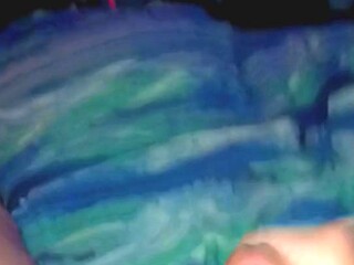 Solo amateur guy strokes off after a bad day