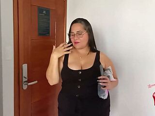 Contrato a mucama pero termino con una puta madurita (GALLINA VIEJA DA BUEN CALDO)