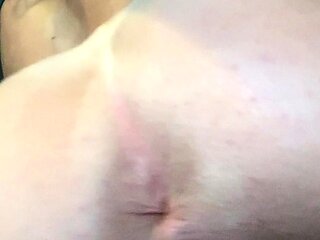 Close up MiLF getting it in the ass